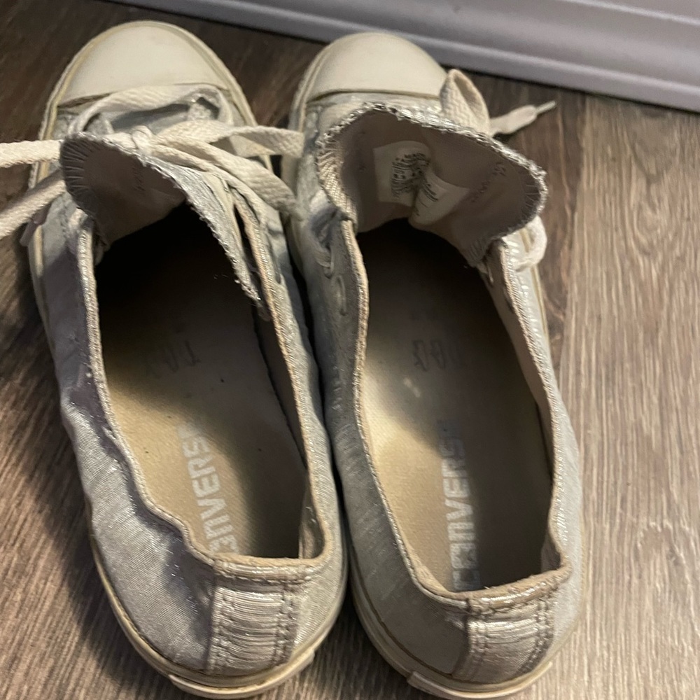 Silver Converse - Picture 3 of 7